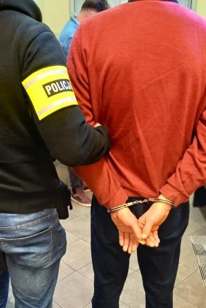 Kolekcjoner damskiej bielizny z Byczyna ujawnił policji swój zbiór wart ponad 30 000 zł